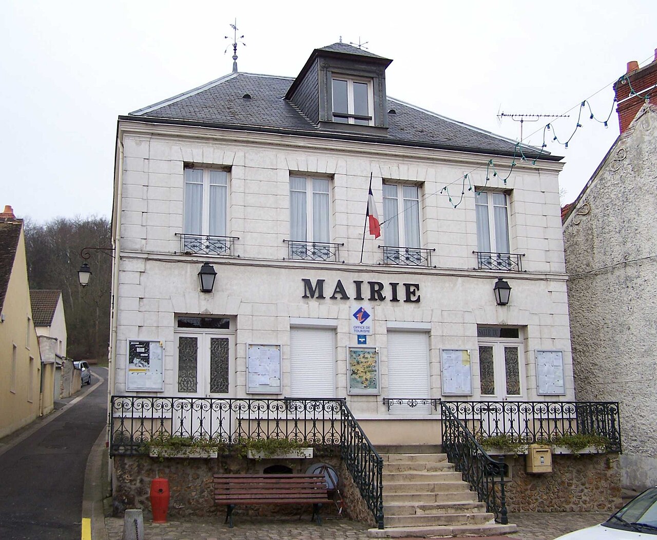 Château de Dampierre et marais de Maincourt